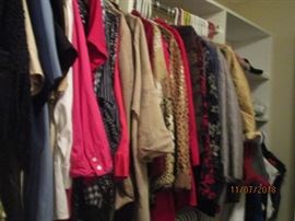 Women's clothing - size large to X large