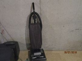 Eureka Boss lite Vacuum