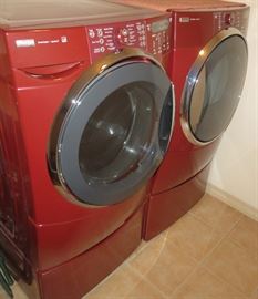 Kenmore Front Load Washer Dryer Set with Pedestals 