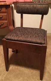 Sewing Chair with Storage Under Cushion 