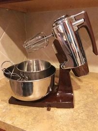 Vintage Sunbeam Mixmaster 