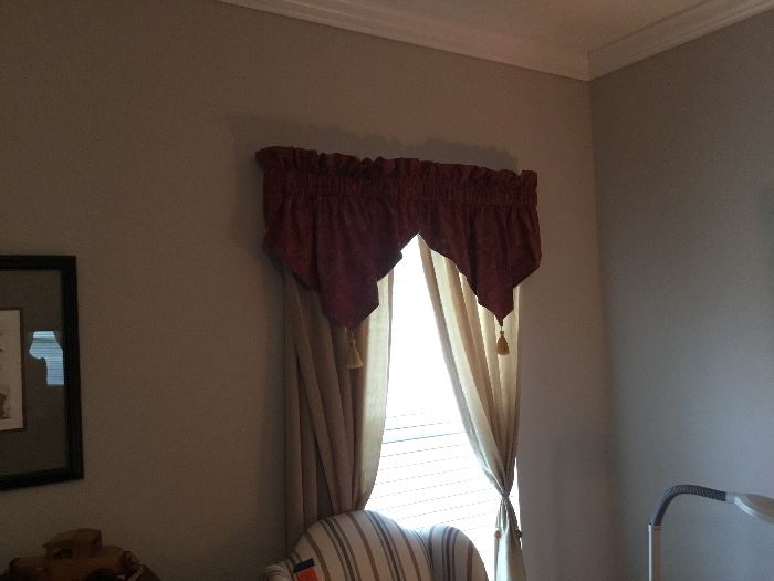 Curtains for sale matching bed set
