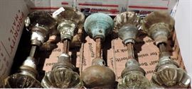 VINTAGE GLASS DOORKNOBS