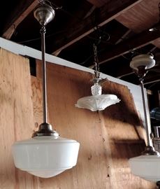 VINTAGE GLASS HANGING LIGHT FIXTURES