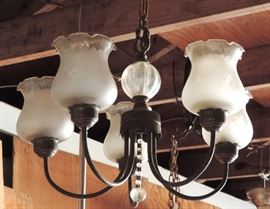 VINTAGE GLASS HANGING LIGHT FIXTURE