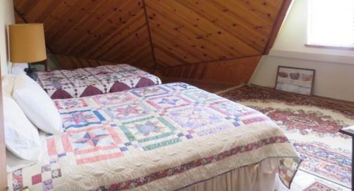 Quilts Beds Rugs