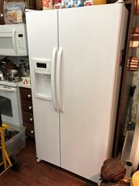 GE Refrigerator