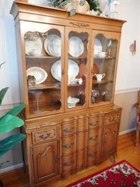 Dining room Hutch