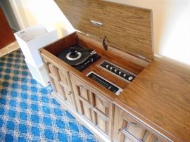 Stereo Console