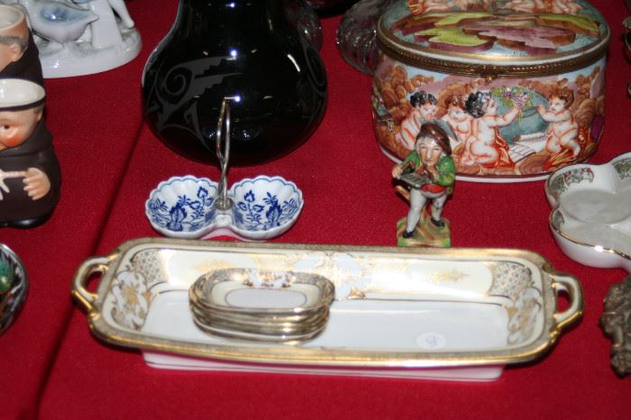 Meissen Blue Onion double egg cup, Nippon celery set, Jacques Callot Grotesque dwarf French porcelain figurine, etc.