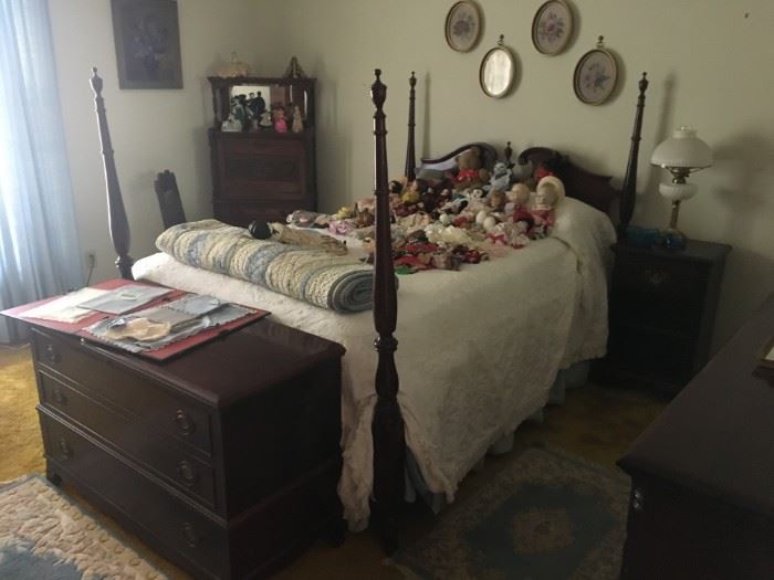 Four poster queen size bed, drop-front desk, night stand and Lane cedar chest shown.