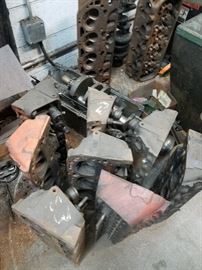 Chevy, Chevrolet, Small Bocks, Big Blocks, Some 4 Bolt main, Some 2 bolt Main Cranks, Heads