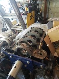 Chevy, Chevrolet, Small Blocks, Big Blocks, Heads, Crank shafts, 4 Bolt Mains, 2 bolt mains.