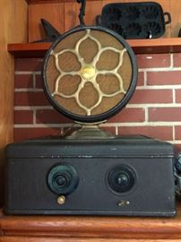 Atwater Kent radio and speaker