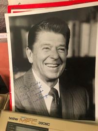 Autograph Picture of Ronald Reagan