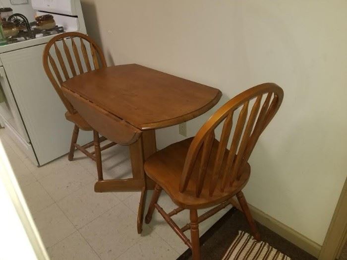 Fold down sides kitchen table with chairs