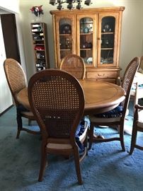 Vintage Pedestal Dining Table, Six Chairs & Pads