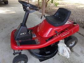 Really Nice Riding Lawn Mower with new Battery
