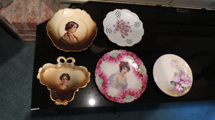 Portrait plates