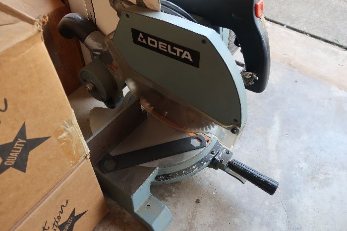Delta Saw