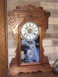nice antique kitchen mantel clock