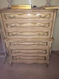 French provincial chest of drawers (part of suite)