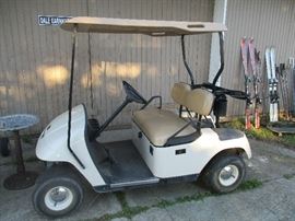 2004 Electric Golf Cart with good batteries and charger