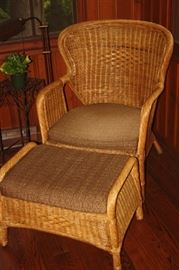 WICKER CHAIR AND FOOT REST