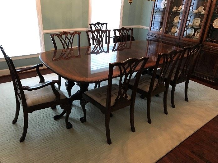 Gorgeous Banquet Table with 10 chairs $ 650.00