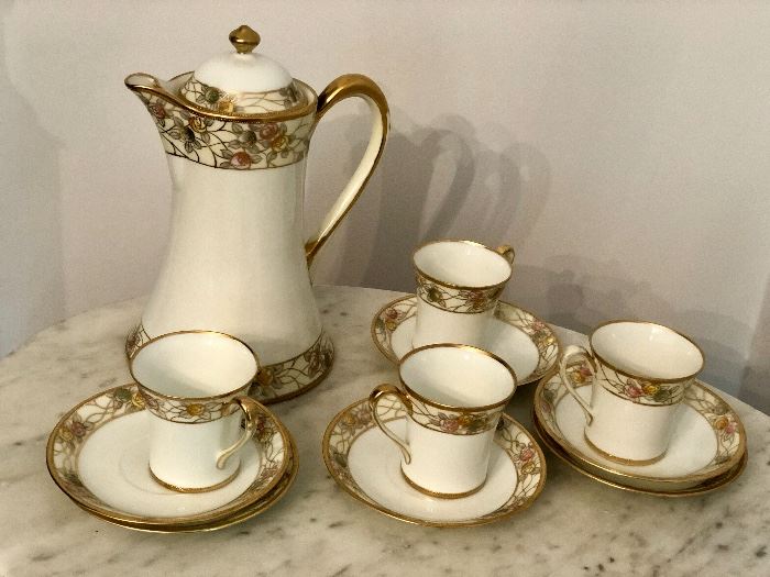 Nippon hand-painted tea-set with gold beaded moriage