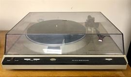 Denon turntable
