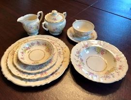 Federal Shape Syracuse China Set