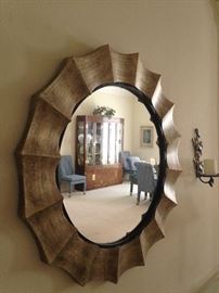 Round and rippled mirror