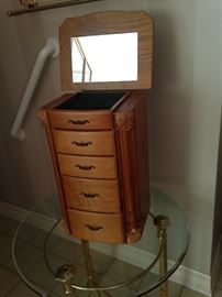 Jewelry organizer and round top table
