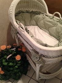 Precious white wicker bassinet 