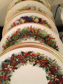 Christmas wreath plate collection