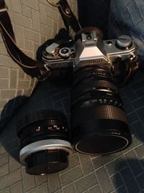 Canon camera and extra lens