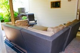 Here's the back side of that sectional wicker set.