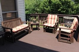 these are wooden gliders, with cushions