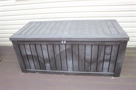 deck box