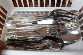 silverware - like new