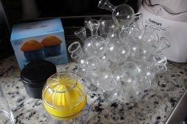 Check out this lemon juicer. What a good idea.