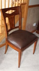 this is the side chair. What a good looking set!