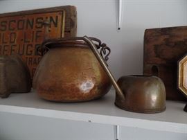 Vintage copper pot & copper watering can 