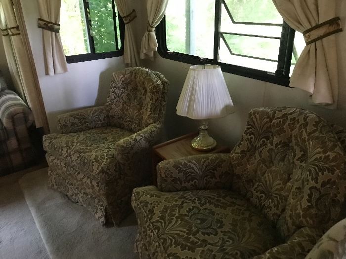 Sitting area in Holiday Rambler