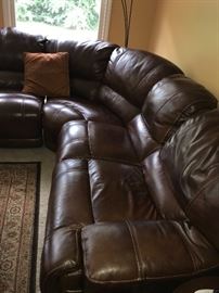 BROWN LEATHER SECTIONAL