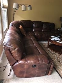 BROWN LEATHER SECTIONAL