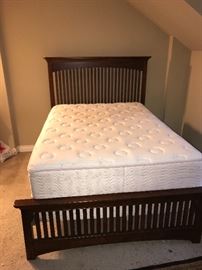 FULL SIZE BED AND MATTRESS