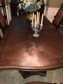 LUXURIOUS MICHIGAN H.O.M.E.S. FORMAL DINNING TABLE WITH 6 CHAIRS