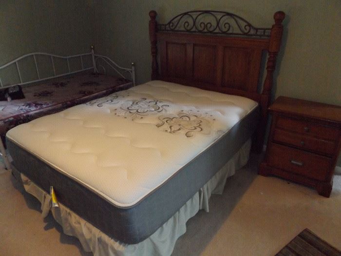 New full size mattress